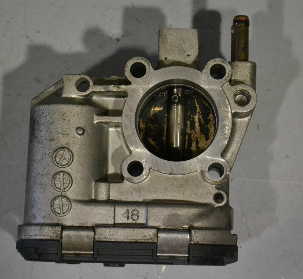 дроссельная заслонка