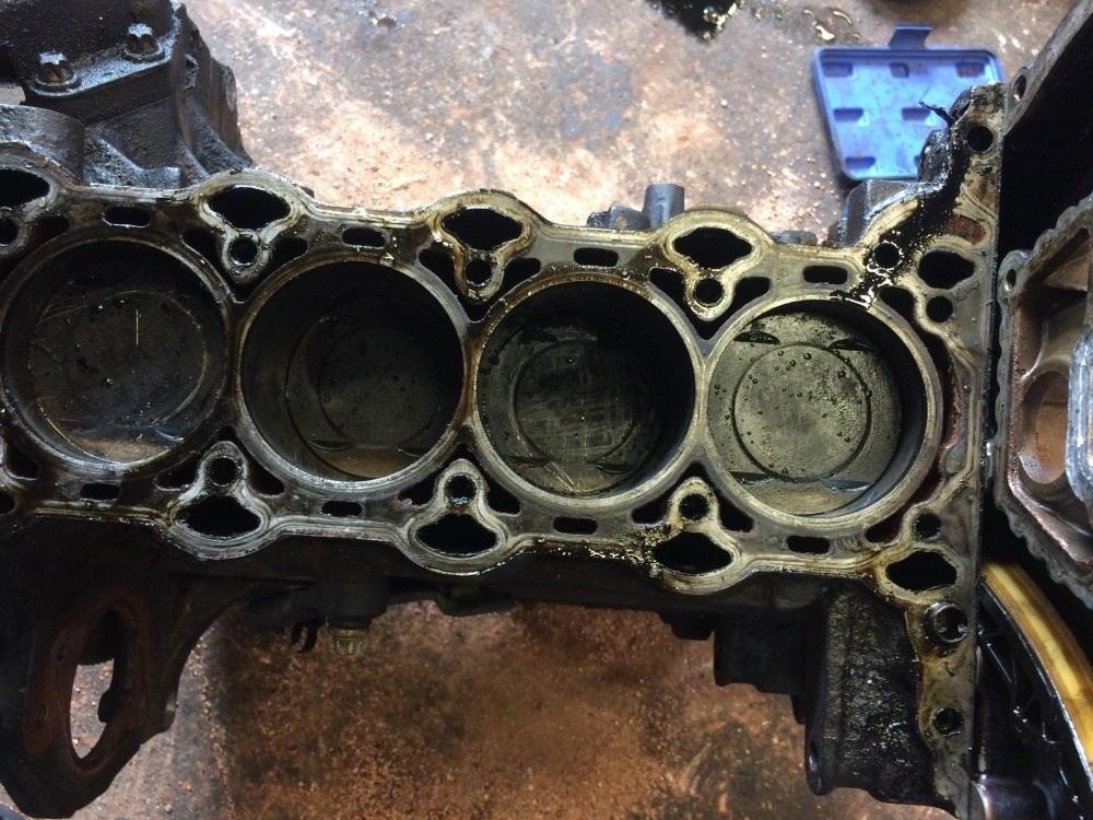 блок двигателя 4 циоиндра