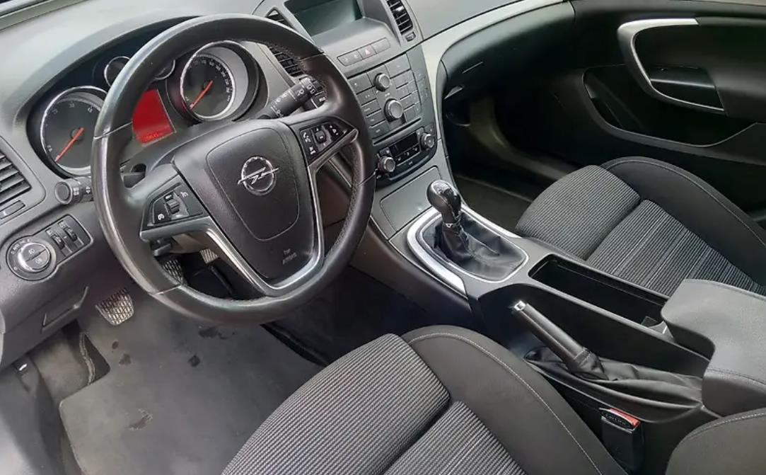 салон инсигния