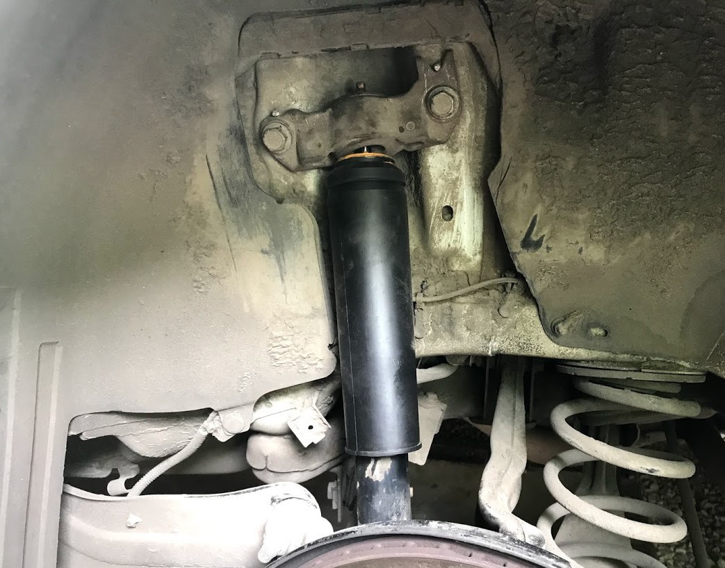 замена заднего амортизатора на инсигнии