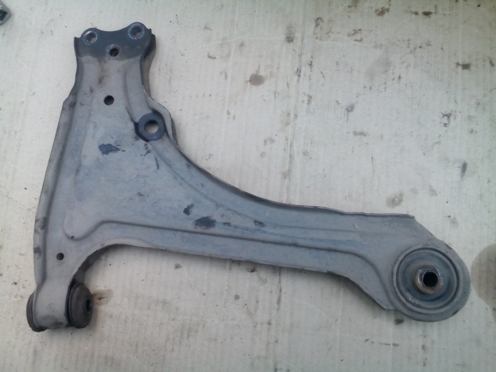 передний рычаг