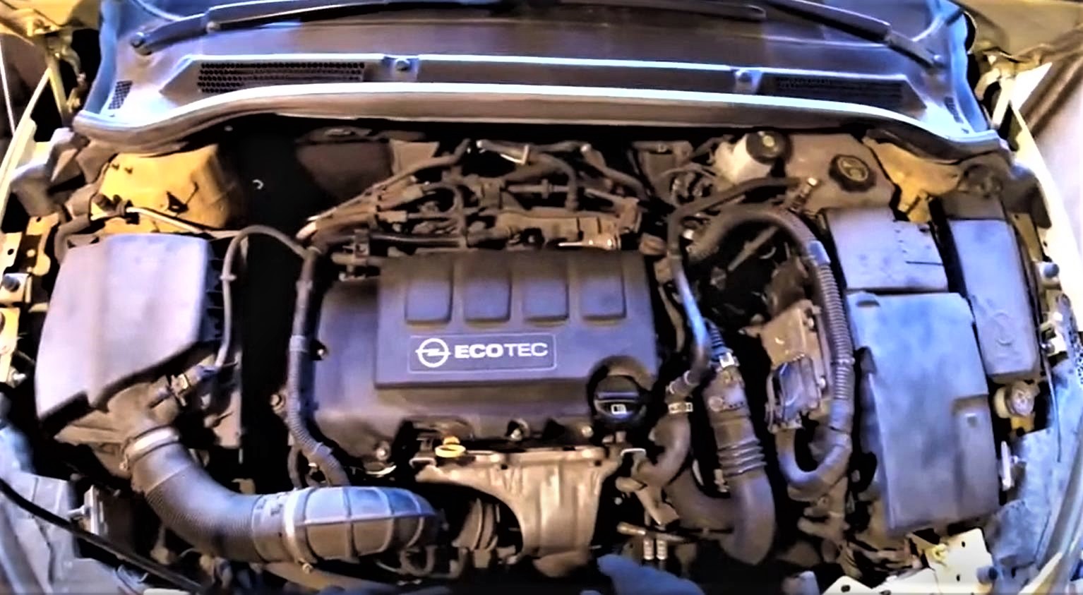 двигатель Опель Астра