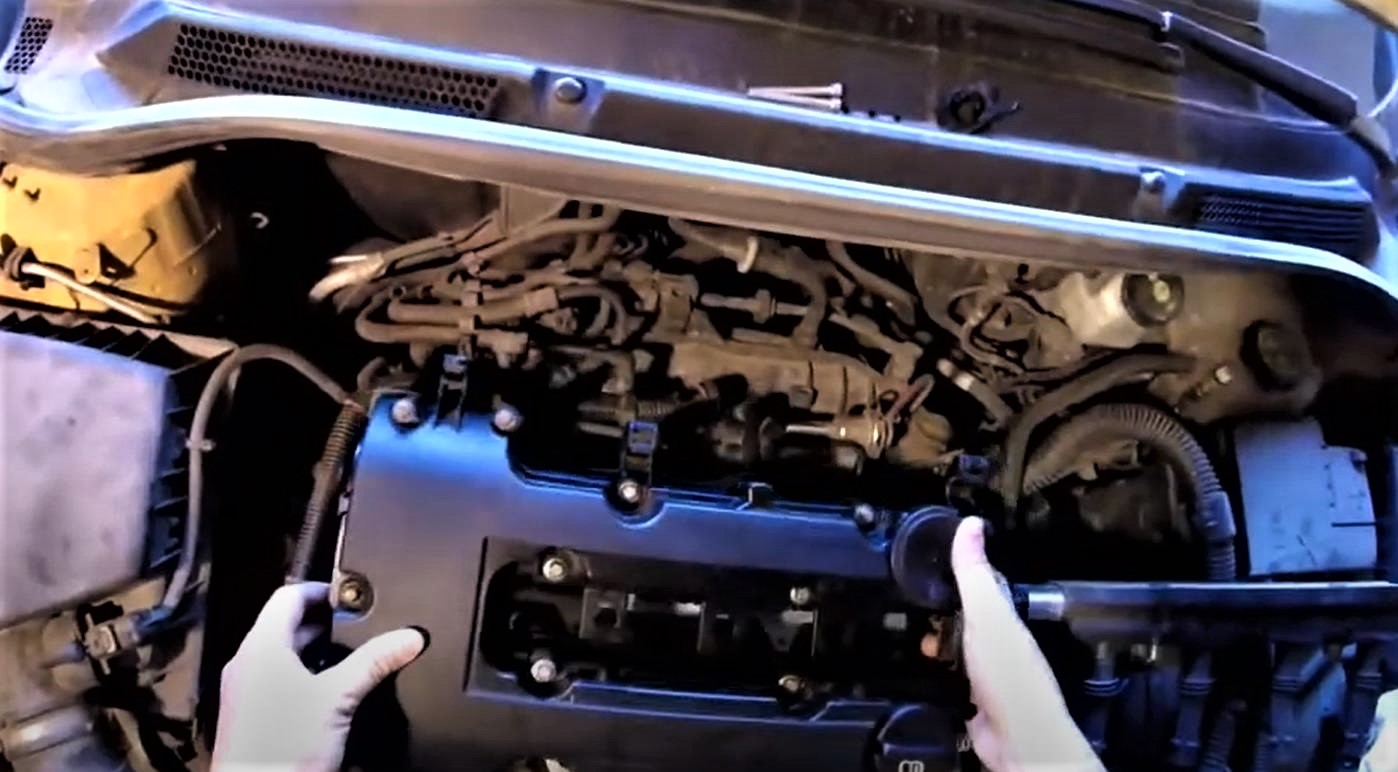 установка клапанной крышки