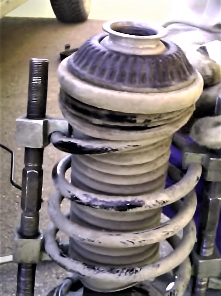 передняя стойка