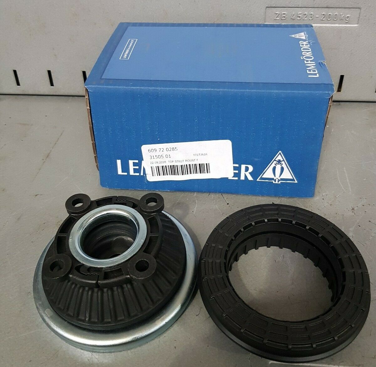 комплект опорного подшипника Лемфердер на стойку Опель Астра H