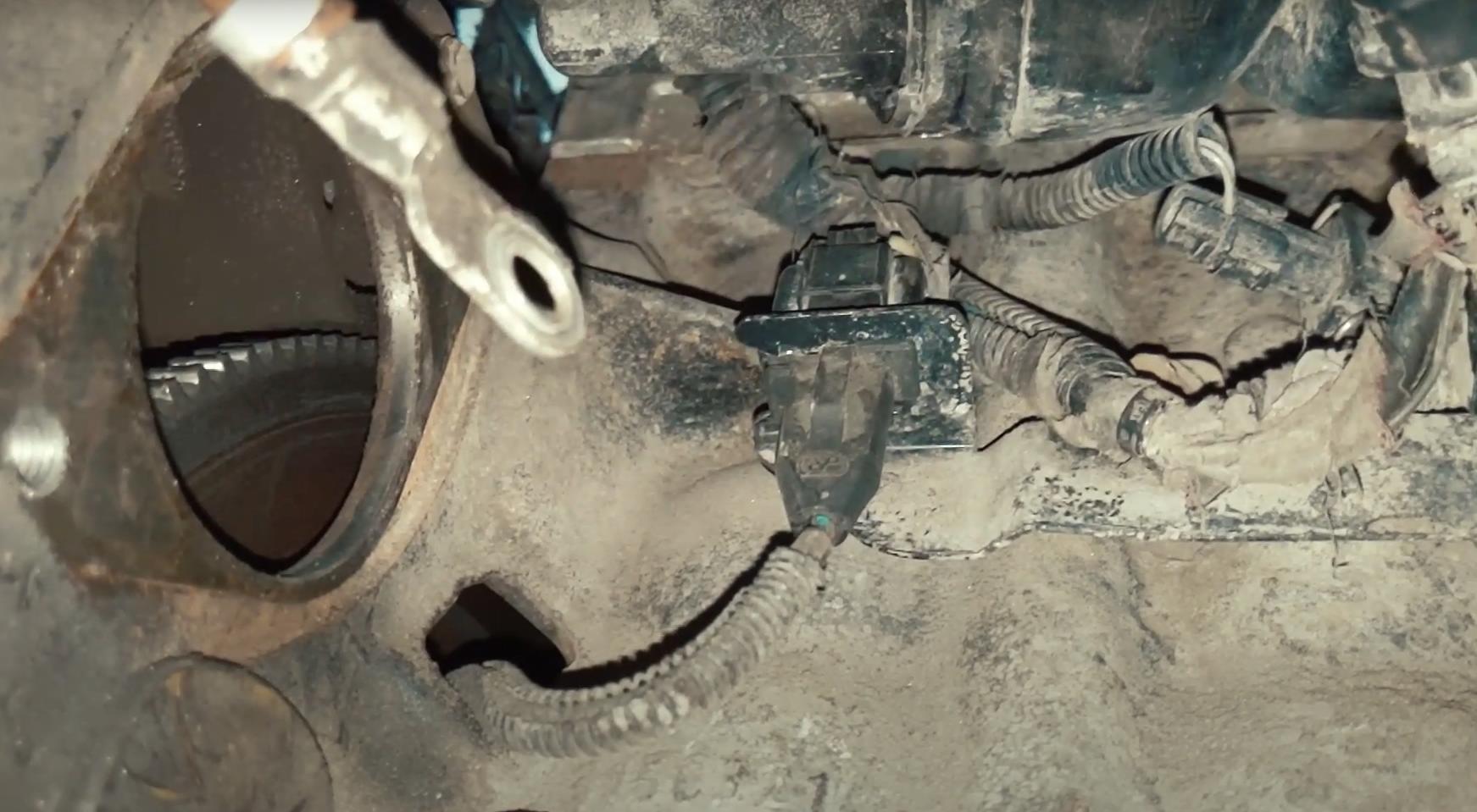 Замена датчика коленвала Опель Астра