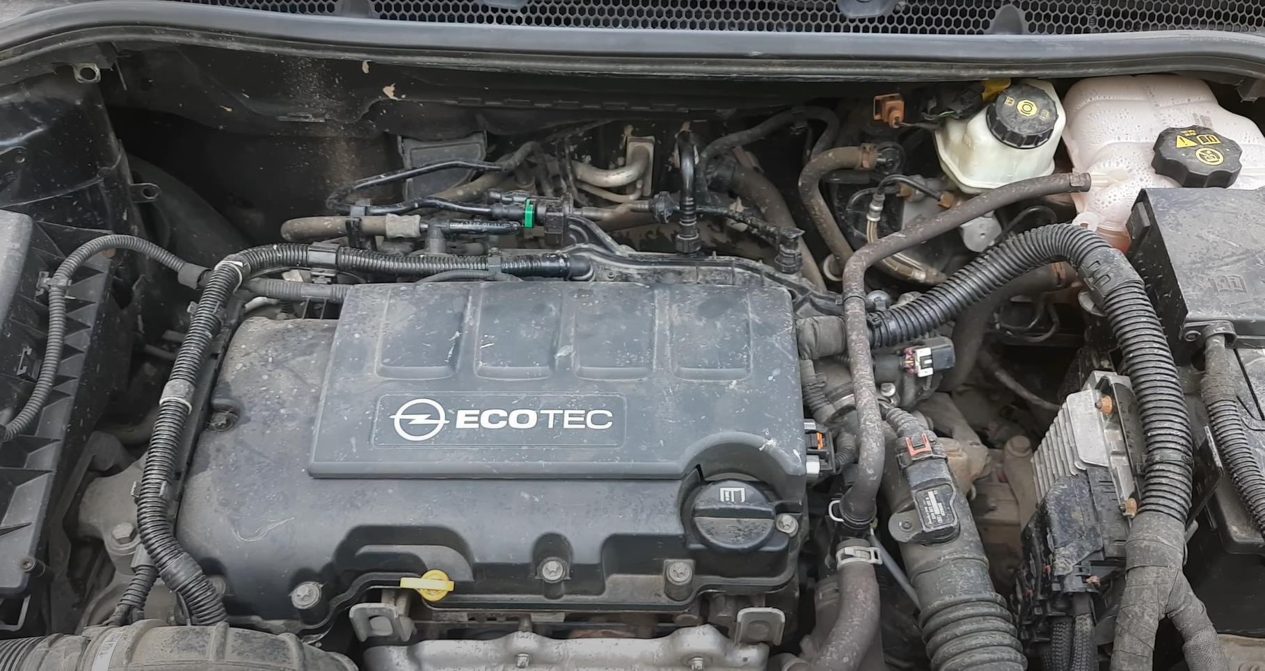 Двигатель Опель Астра J