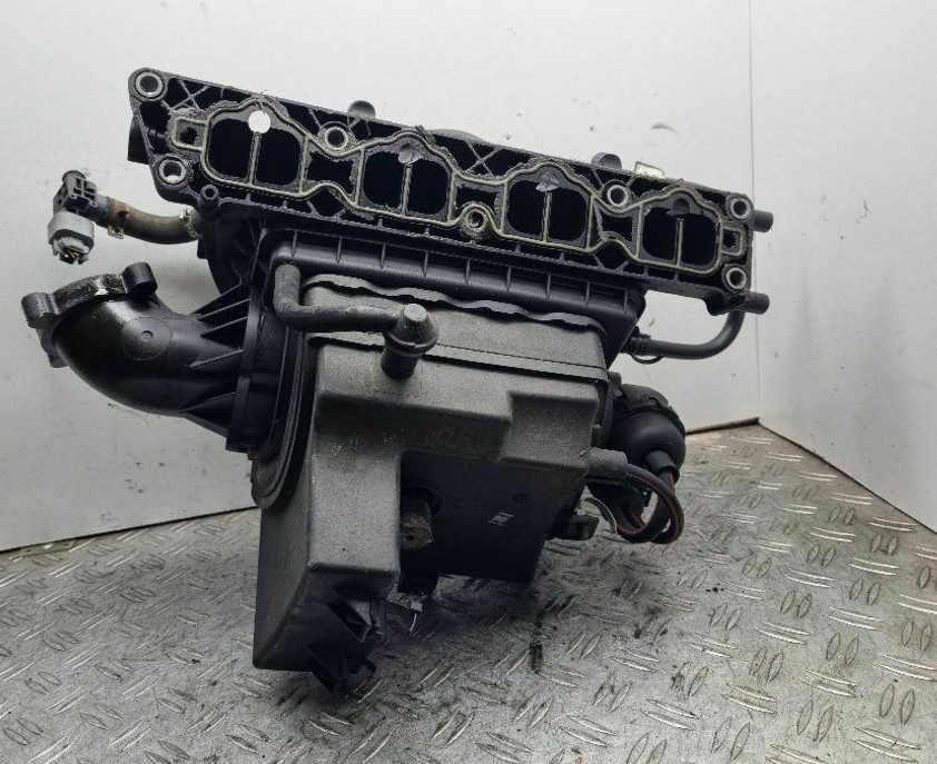 впускной коллектор Опель Астра
