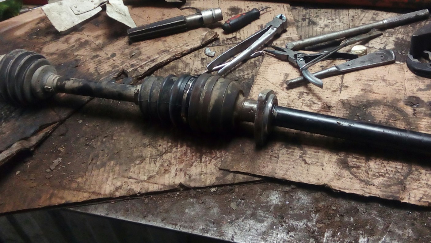 Замена подвесного подшипника Опель Астра Н