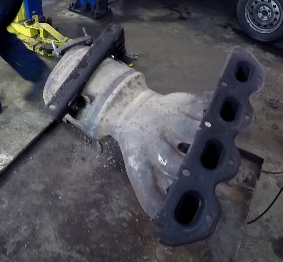 выпускной коллектор Опель