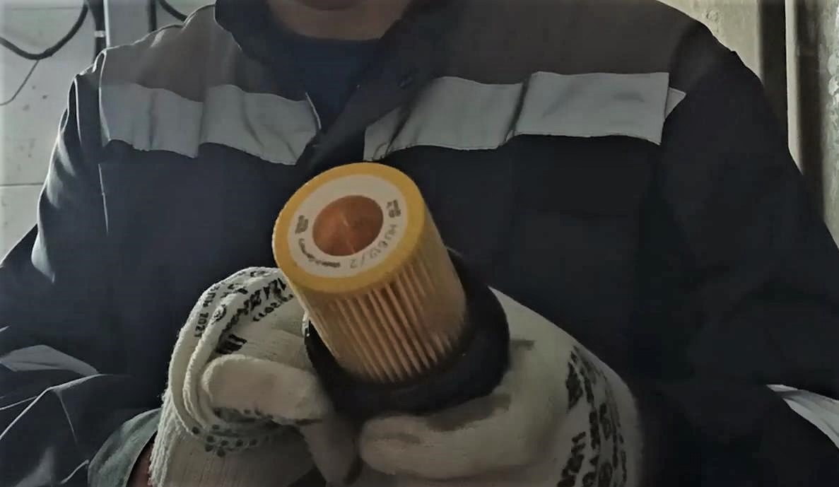 новый масляный фильтр на Опель Мокка