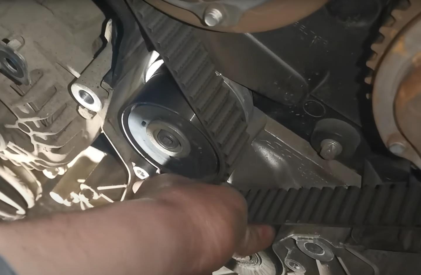 Замена ремня ГРМ Опель Мокка