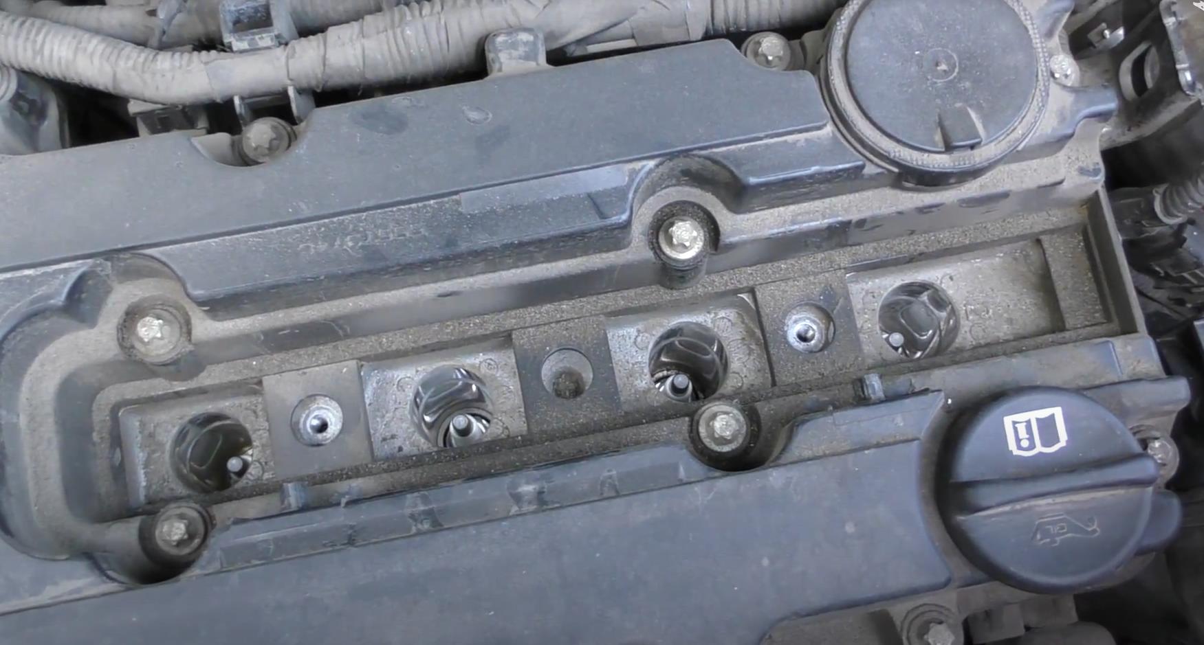 Замена свечей зажигания Опель Мокка