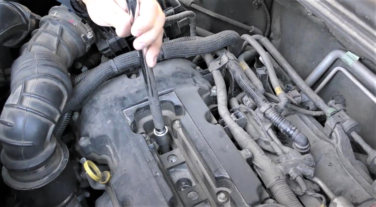 демонтаж свечи на опеле