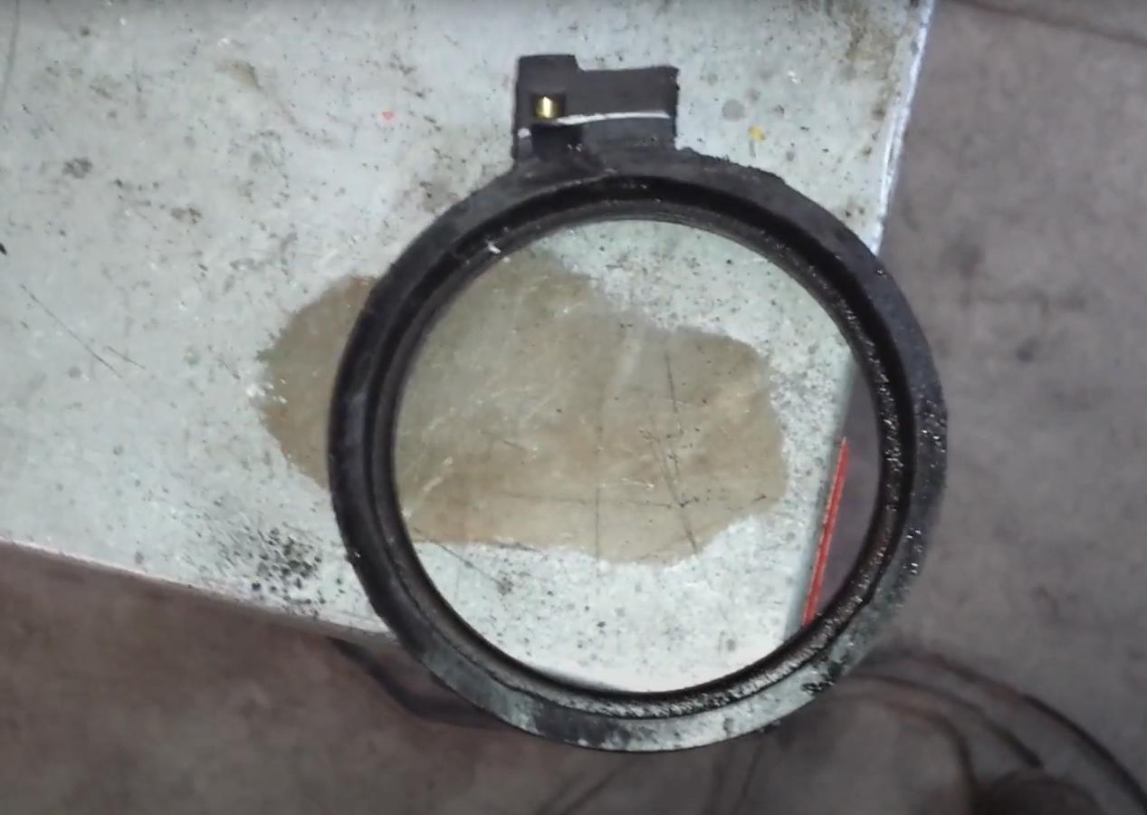 старый сальник коленвала