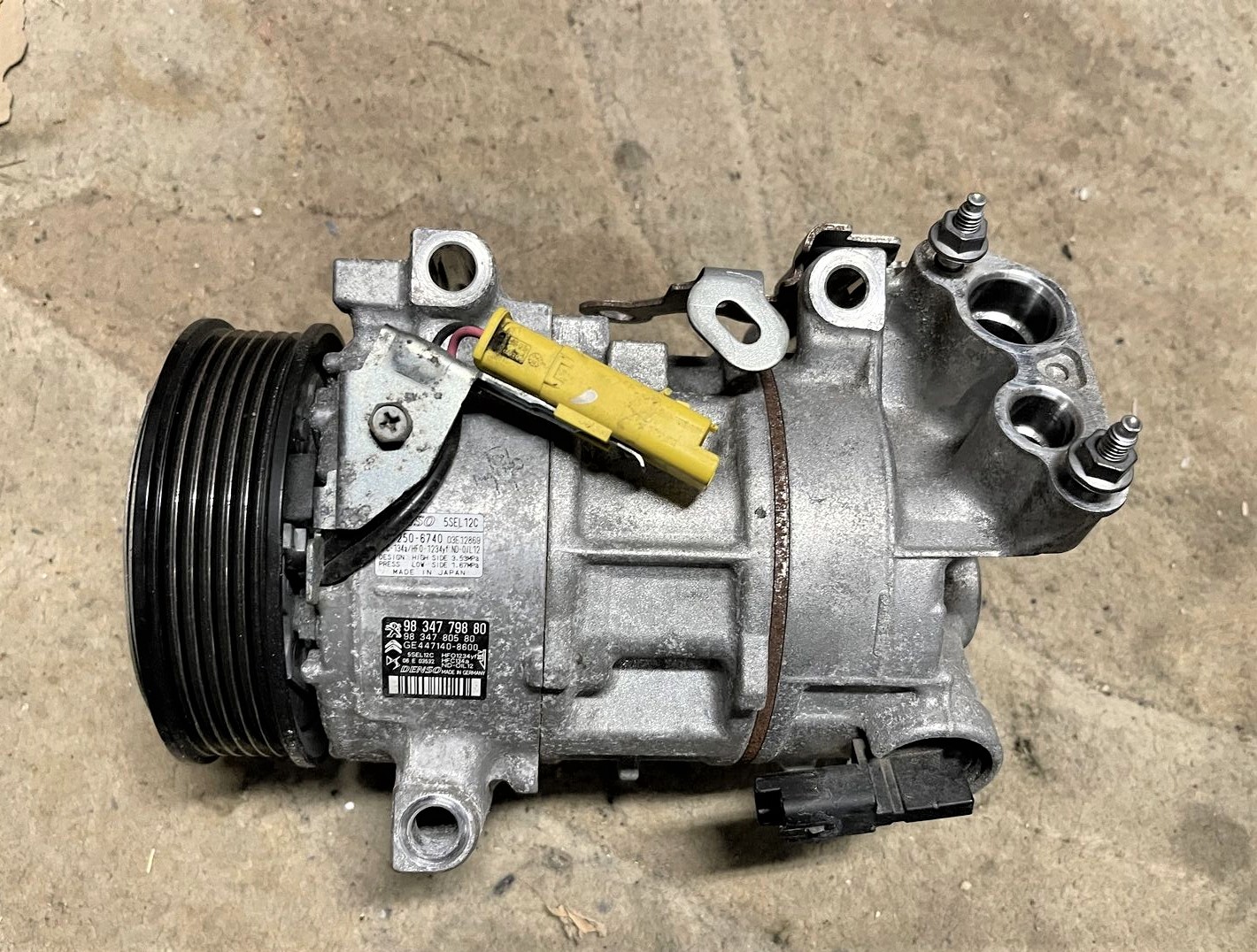 компрессор кондиционера на Опель Мокка