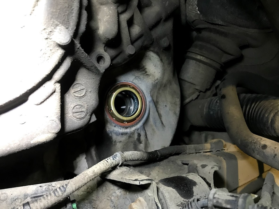 замена сальника правого привода Опель