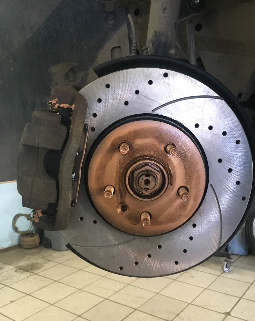 Замена тормозных дисков Опель Мокка