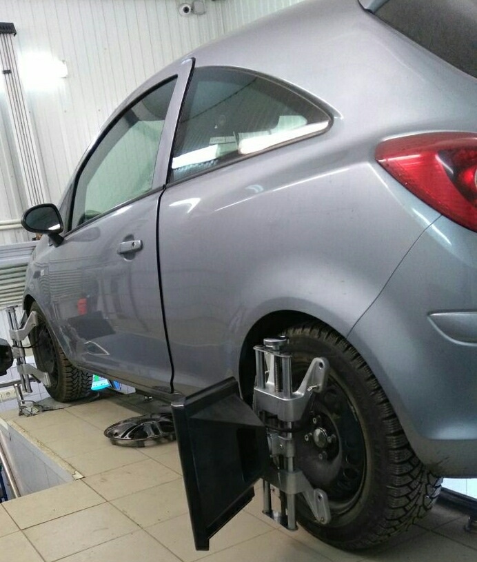 Сход-развал Опель Корса