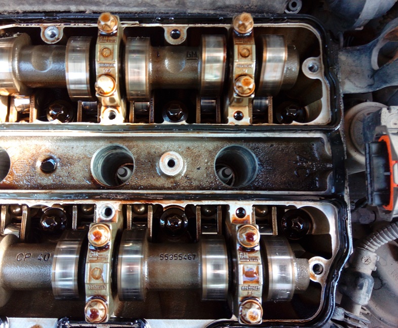 Замена прокладки клапанной крышки Опель Корса