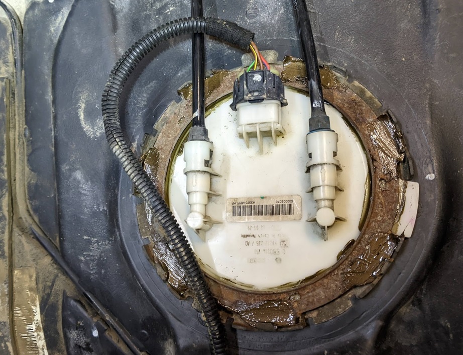 Замена бензонасоса Опель Зафира