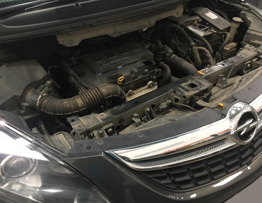 Опель Зафира перед заменой помпы