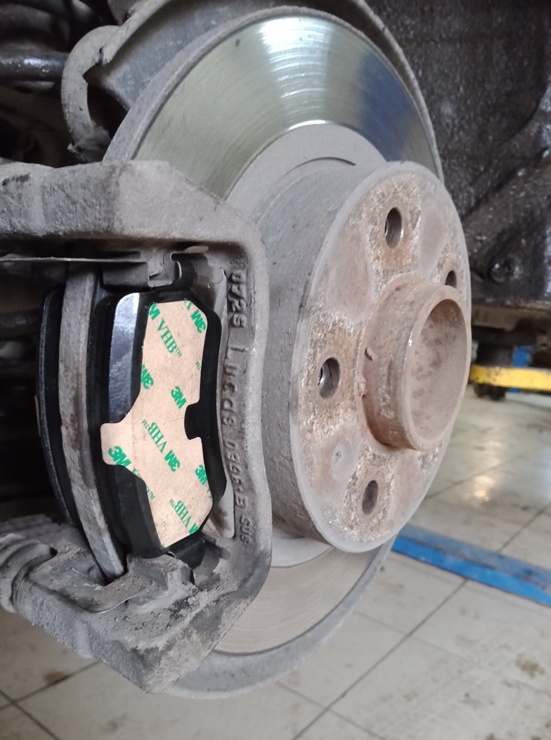 Замена тормозных дисков Опель Зафира