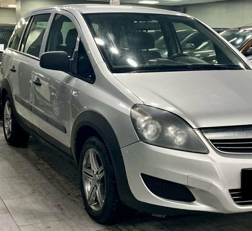 Опель Зафира после замены прокладки клапанной крышки