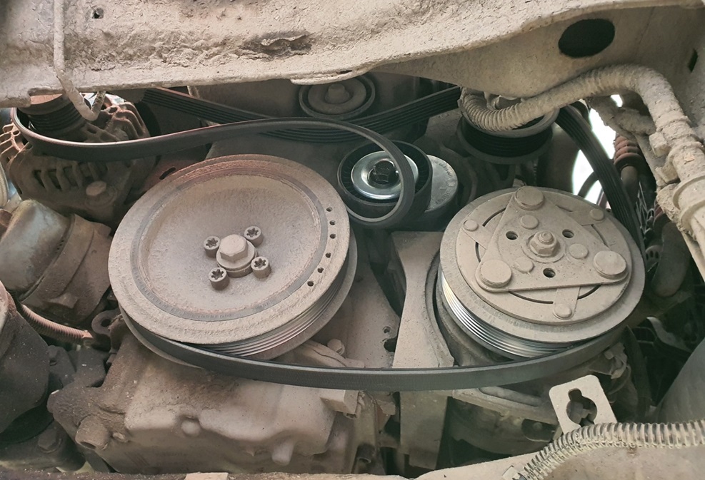 Замена приводного ремня Опель Инсигния