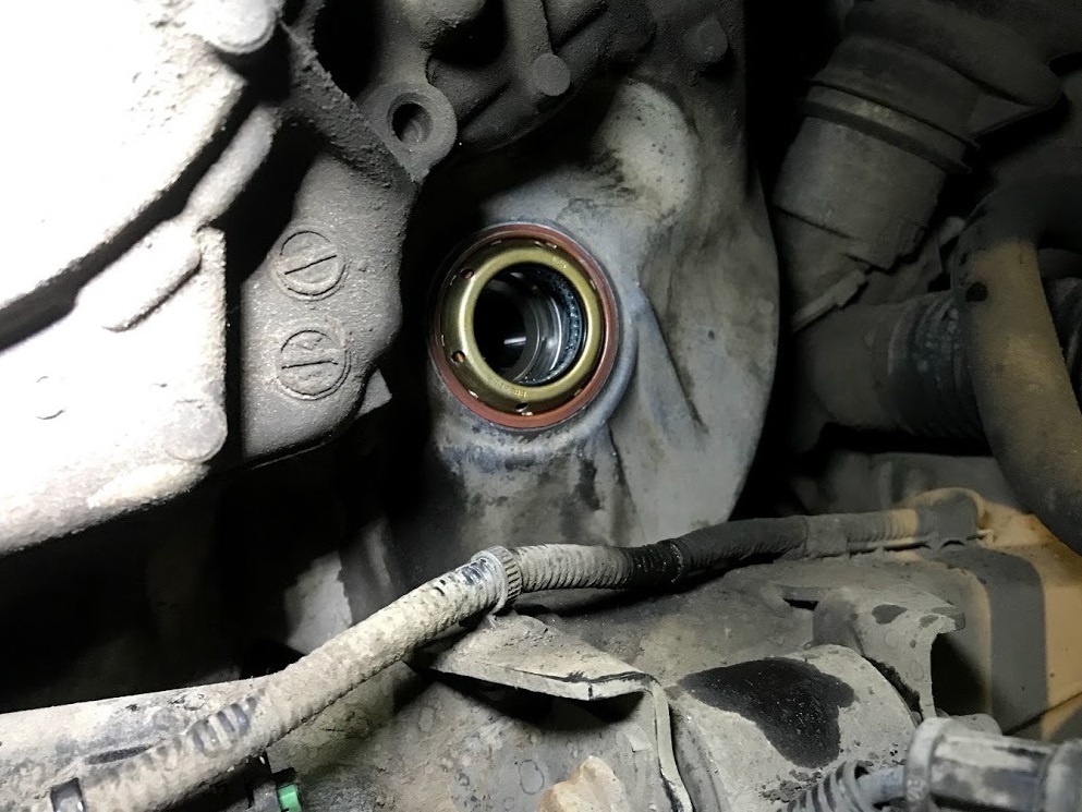 Замена сальника привода Опель Инсигния