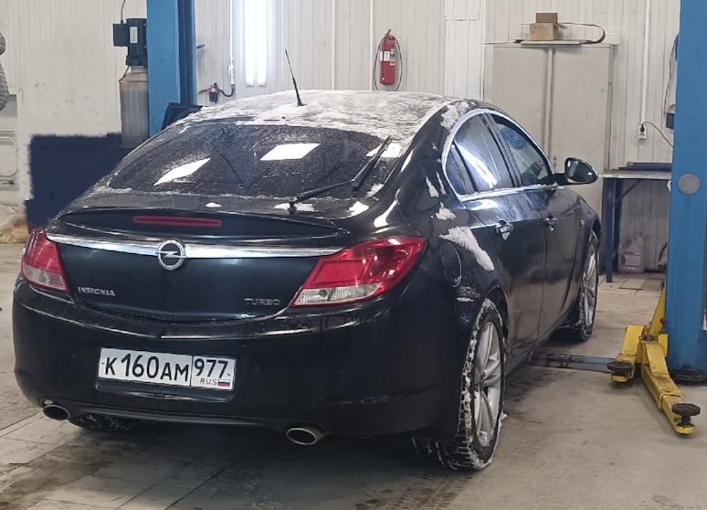 Опель Инсигния перед заменой стартера