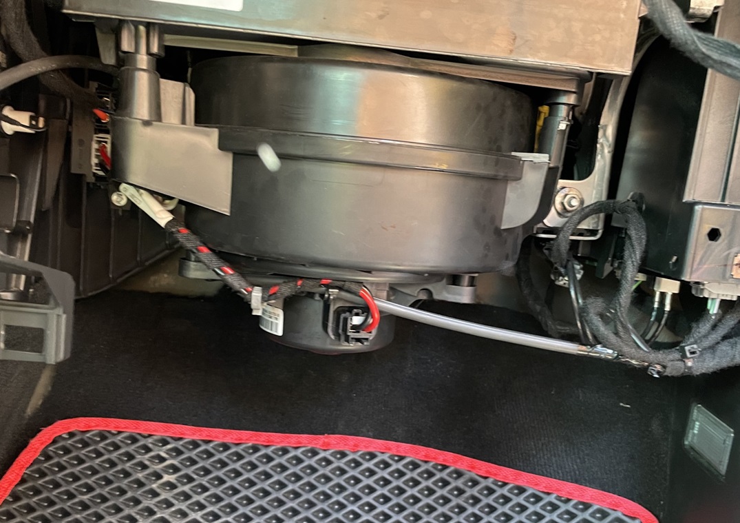 Замена вентилятора печки Опель Инсигния