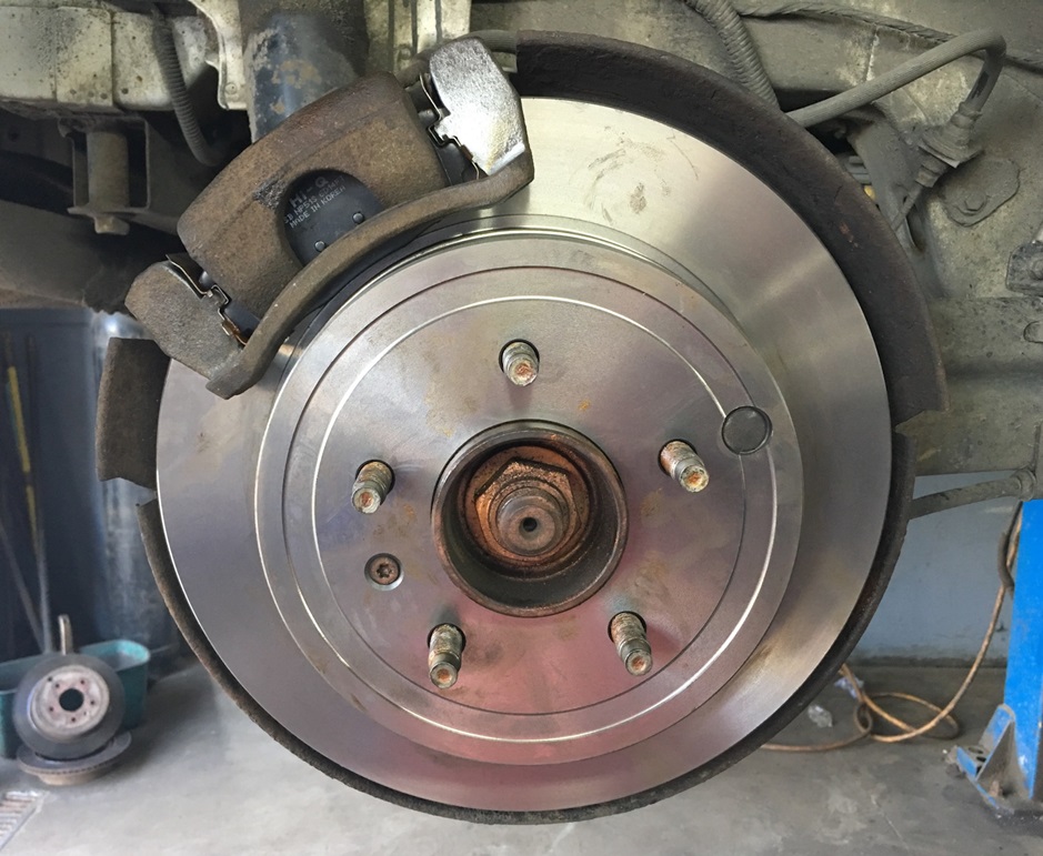 Замена тормозных дисков Опель Антара