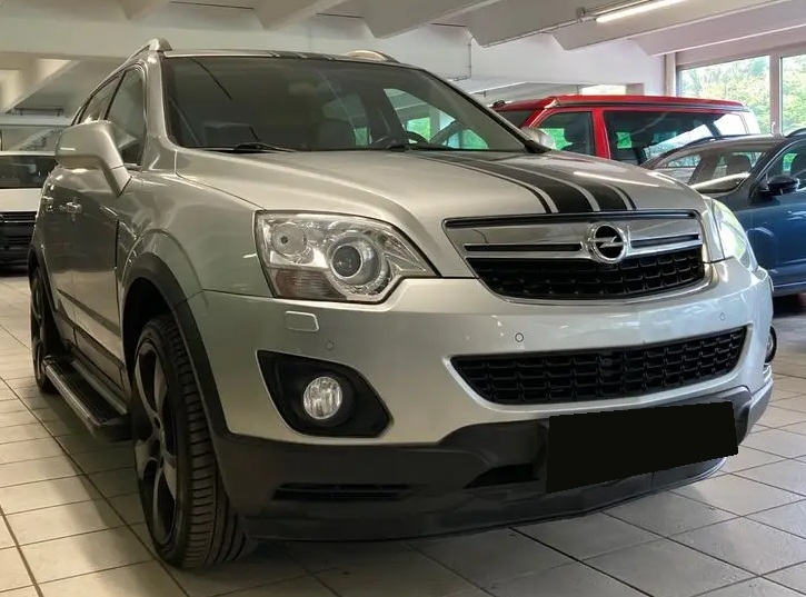 Опель Антара в автотехцентре после замены датчика коленвала