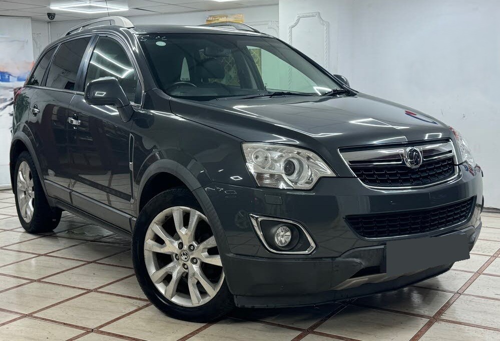 Опель Антара в автотехцентре после замены лобового стекла