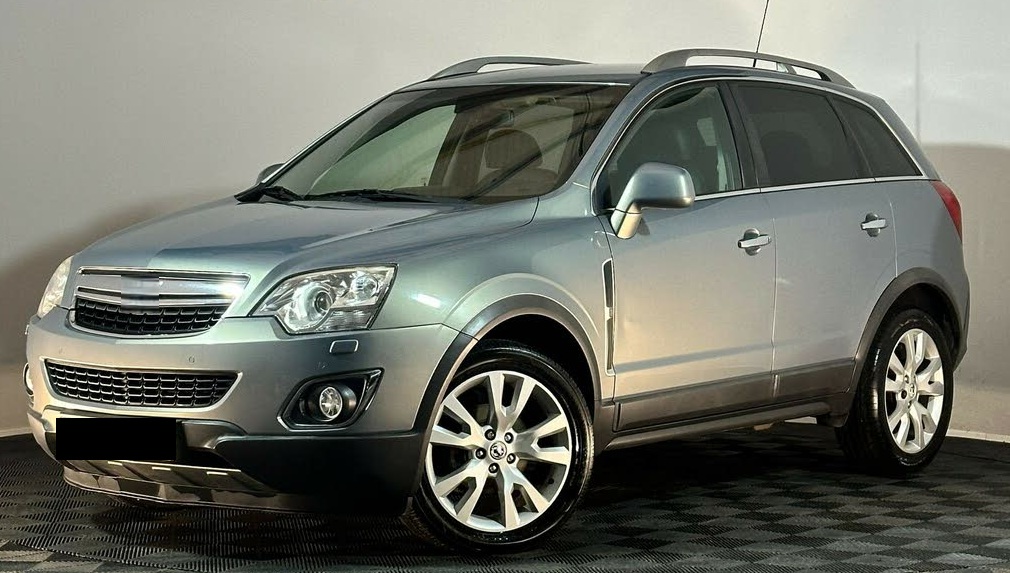 Опель Антара в автотехцентре после замены моторчика отопителя