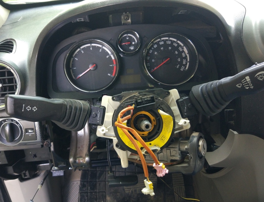 Замена подрулевого шлейфа Опель Антара