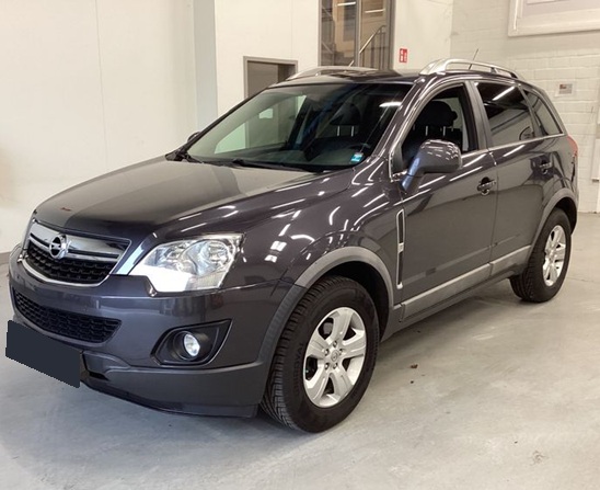 Опель Антара в автотехцентре после замены тормозных колодок