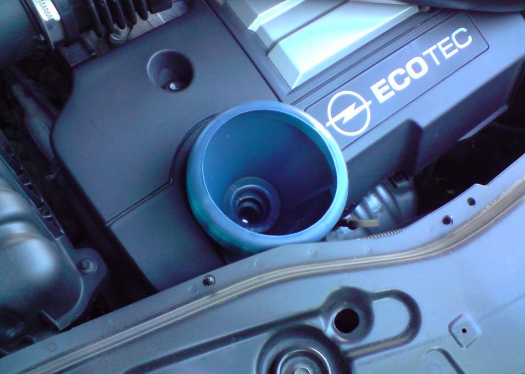 Замена масла в двигателе Опель Антара