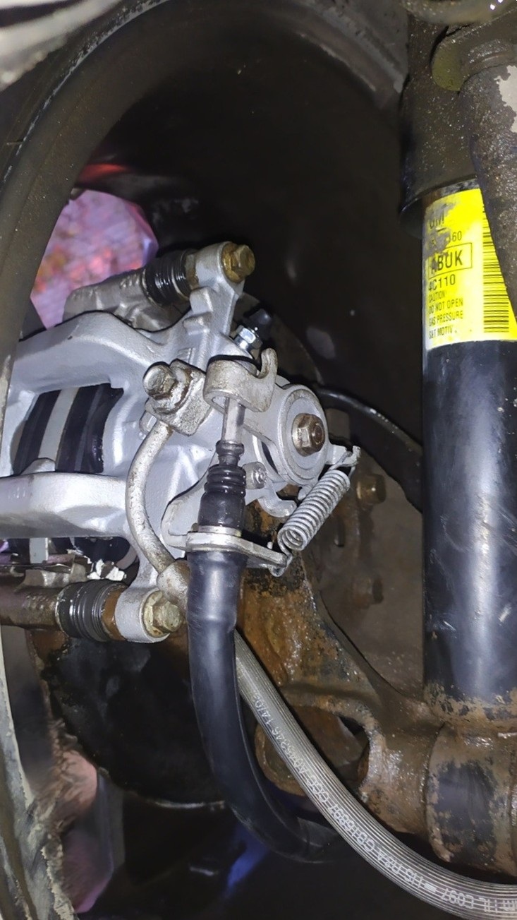 Замена суппорта Опель Мокка