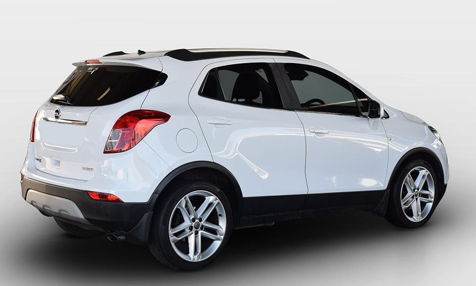 Опель Мокка после заправки кондиционера в автотехцентре