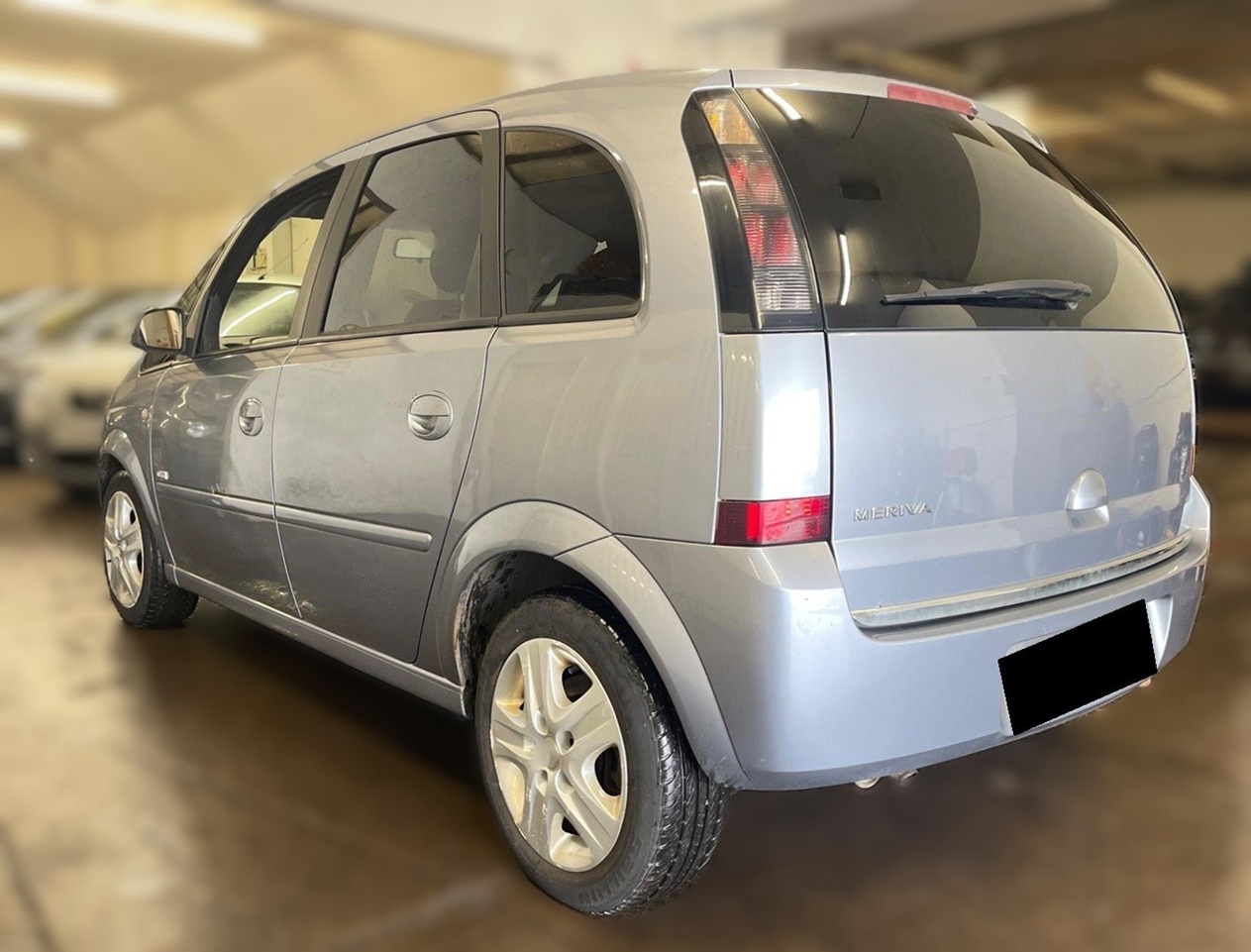 Опель Мерива после замены опорных подшипников в автотехцентре