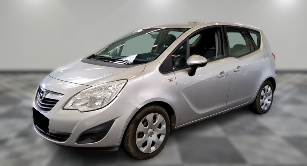 Опель Мерива после замены прокладки ГБЦ в автотехцентре