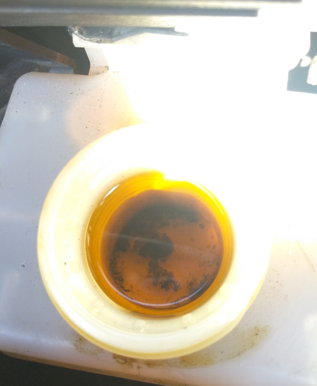 Здесь требуется замена тормозной жидкости Опель Мерива