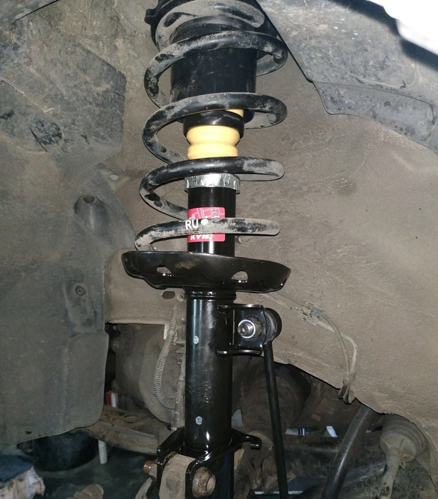 Замена амортизаторов Опель Мерива