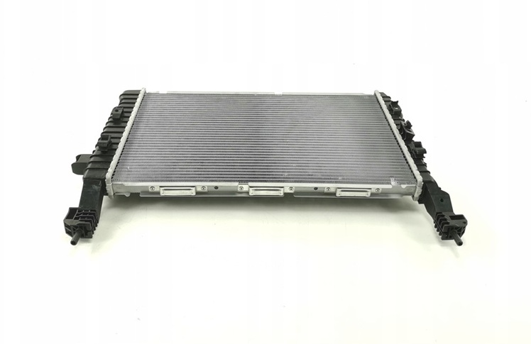 Новый радиатор охлаждения двигателя