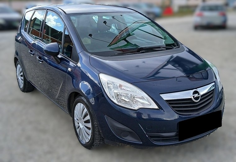 Опель Мерива после замены ШРУСа в автотехцентре