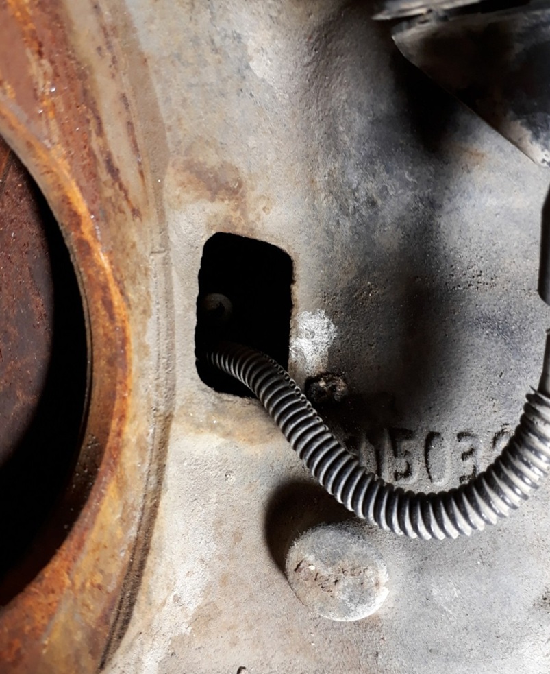 Замена датчика коленвала Опель Мерива