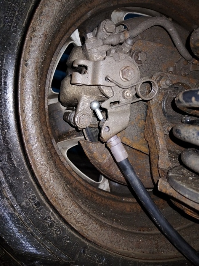 Замена троса ручника Опель Мерива