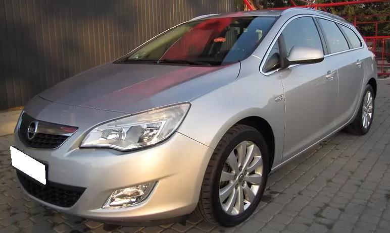 серый Опель Астра